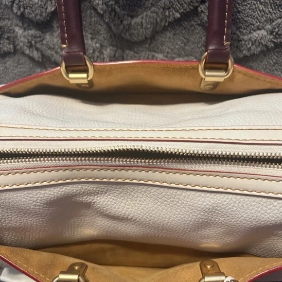 EUC Coach 1941 Rogue Satchel Pebble Leather Chalk/Brass - Picture 2 of 16